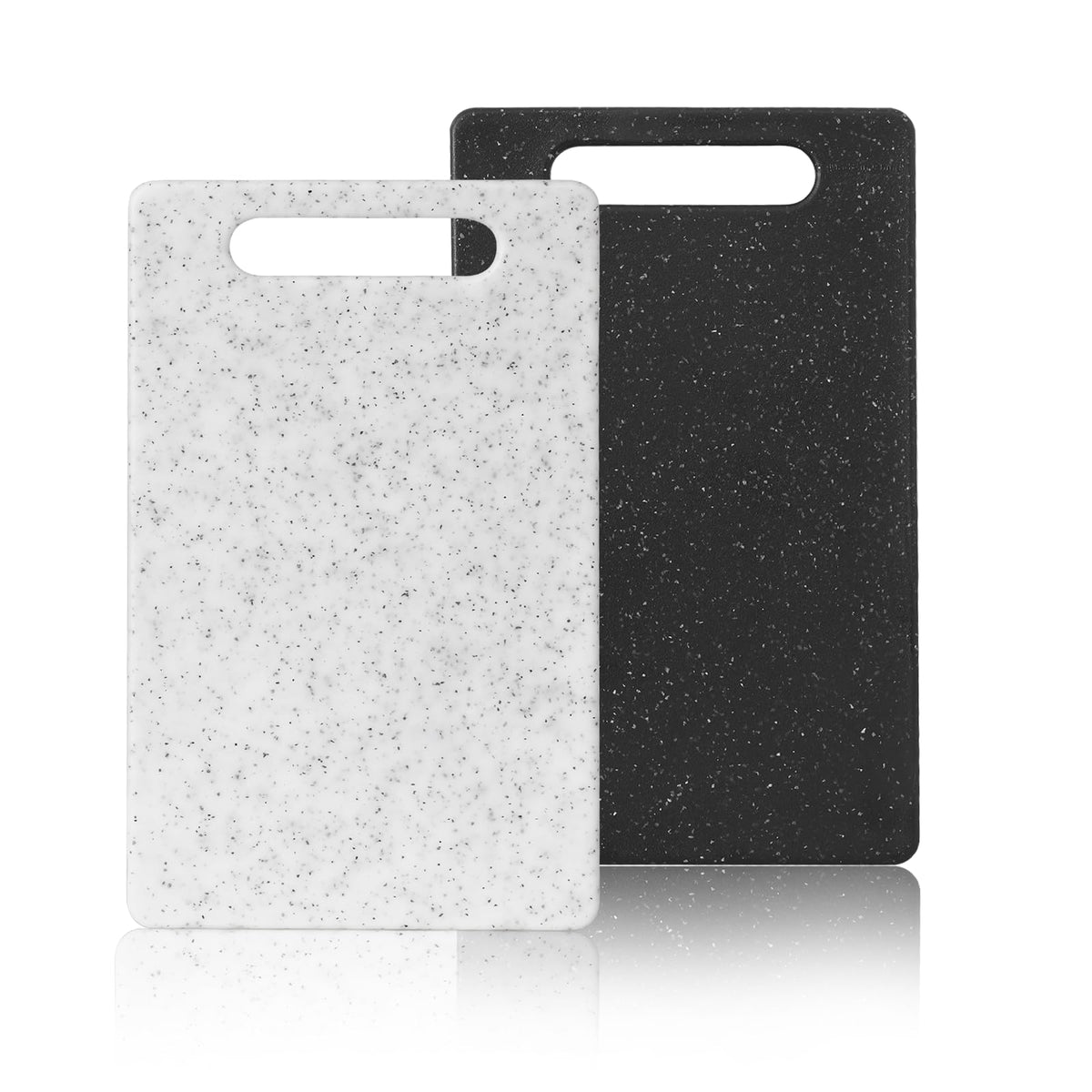 2 Pcs mini plastic cutting boards for the kitchen, in granite color, are suitable for food preparation, fruit and vegetable cutting.They feature an easy-to-hold design （6" x 10"，White+Black)