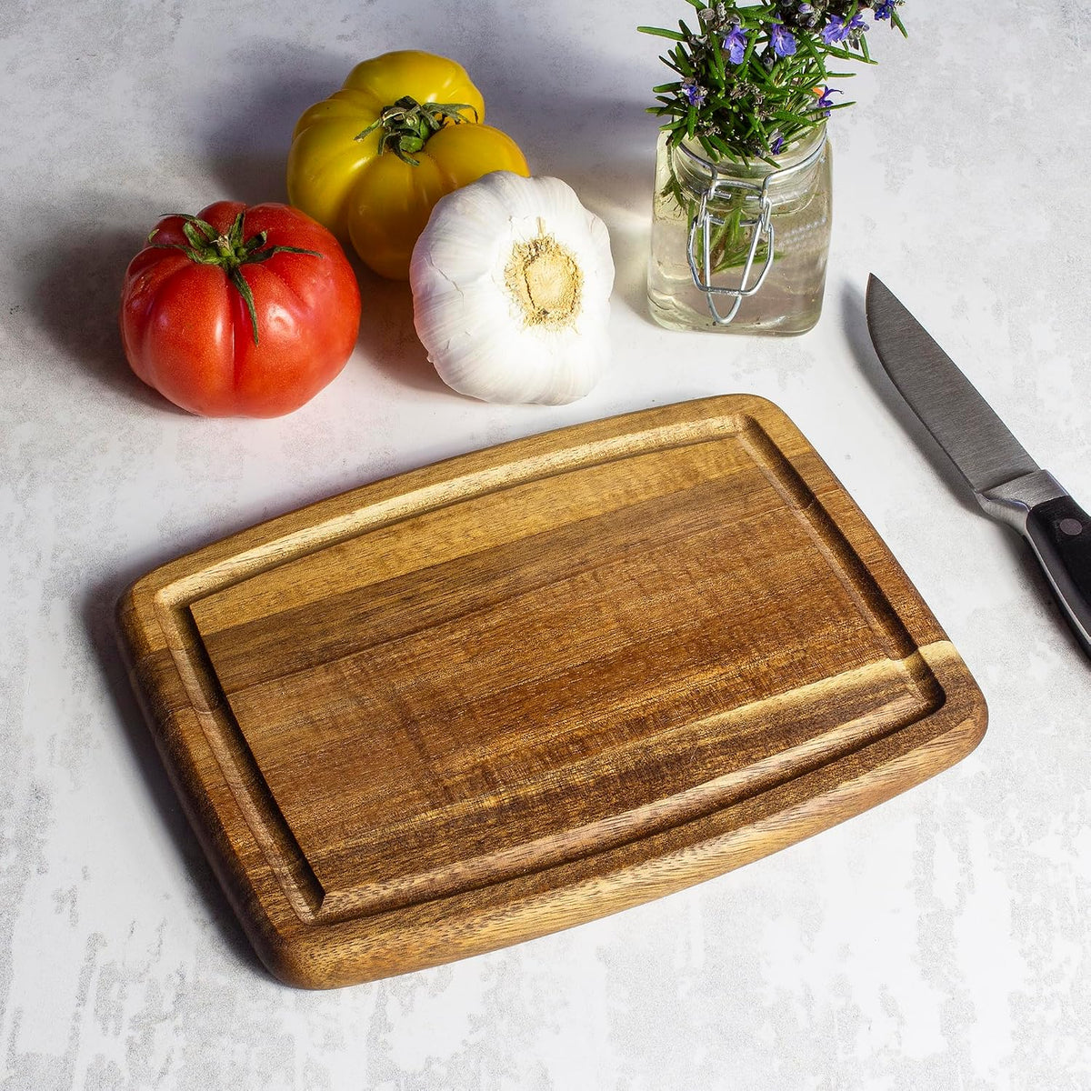 TB Home Acacia Wood Cutting Board with Juice Groove, Wooden Small Cutting Board for Kitchen, 8" x 6" x 5/8"